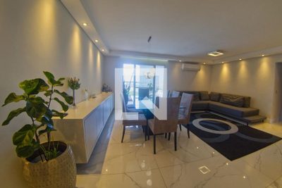 Cobertura, 3 quartos, 233 m² - Foto 1
