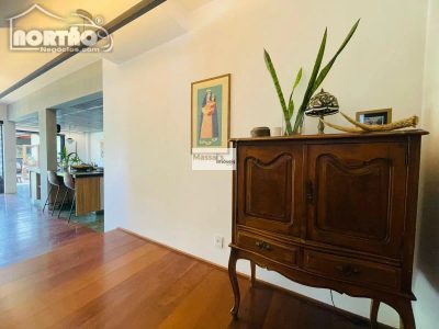 Casa, 5 quartos, 290 m² - Foto 3