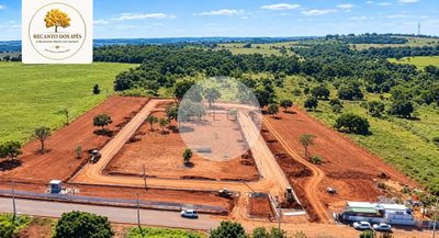 Loteamento e Condomínio, 677 m² - Foto 1