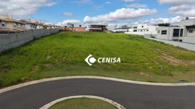 Loteamento e Condomínio, 677 m² - Foto 1