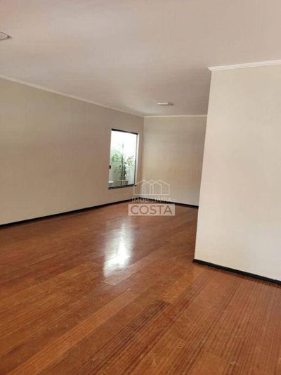Casa, 3 quartos, 220 m² - Foto 3