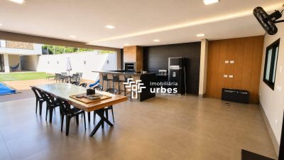 Casa, 3 quartos, 234 m² - Foto 1