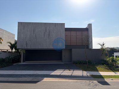 Sobrado, 5 quartos, 439 m² - Foto 1