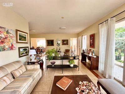 Casa, 4 quartos, 289 m² - Foto 2