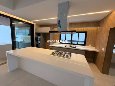 Sobrado, 5 quartos, 372 m² - Foto 4
