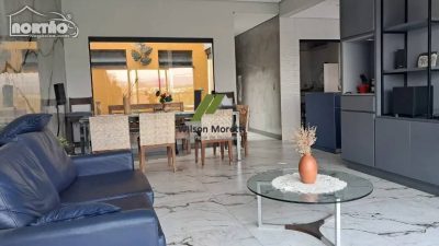 Casa, 5 quartos, 170 m² - Foto 4