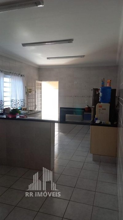 Casa, 3 quartos, 215 m² - Foto 4