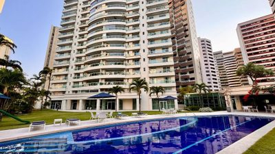 Apartamento, 3 quartos, 210 m² - Foto 1