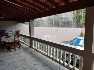 Casa, 3 quartos, 215 m² - Foto 3