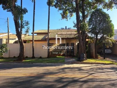 Casa, 3 quartos, 298 m² - Foto 1