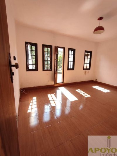 Casa, 3 quartos, 240 m² - Foto 2