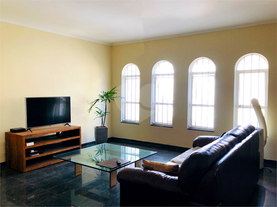 Sobrado, 3 quartos, 380 m² - Foto 1