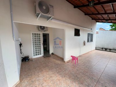 Casa, 3 quartos, 200 m² - Foto 1