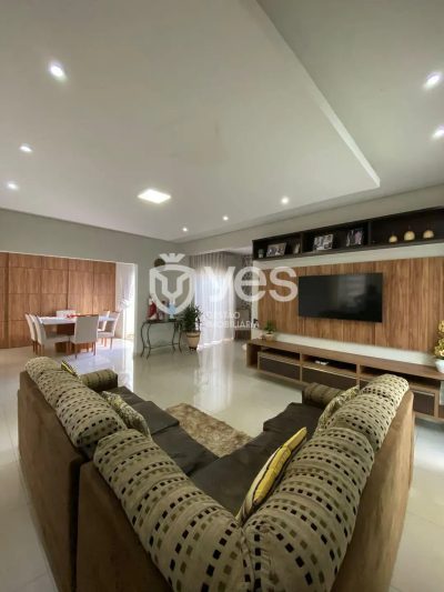 Casa, 3 quartos, 360 m² - Foto 4