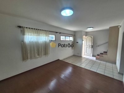 Sobrado, 4 quartos, 157 m² - Foto 1