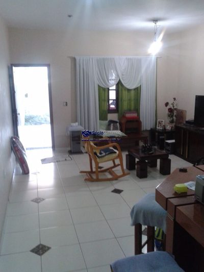 Casa, 3 quartos, 250 m² - Foto 2