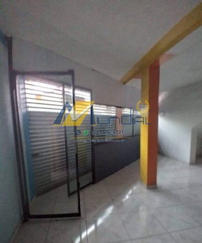 Casa, 1 quarto, 130 m² - Foto 1