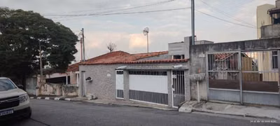 Casa, 3 quartos, 180 m² - Foto 1