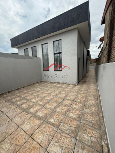 Casa, 2 quartos, 60 m² - Foto 1