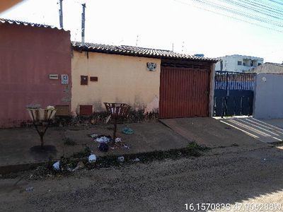 Casa, 2 quartos, 360 m² - Foto 1