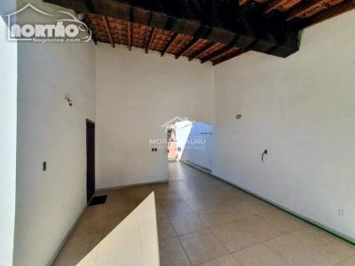 Casa, 5 quartos, 127 m² - Foto 1
