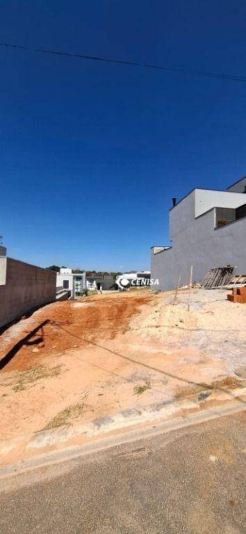 Loteamento e Condomínio, 300 m² - Foto 1