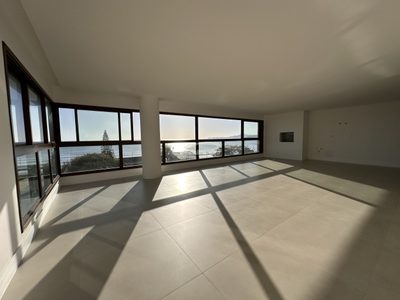 Apartamento, 3 quartos, 198 m² - Foto 2