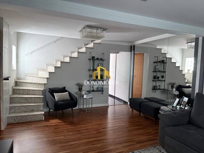 Casa, 3 quartos, 198 m² - Foto 1