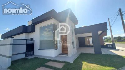Casa, 5 quartos, 152 m² - Foto 3