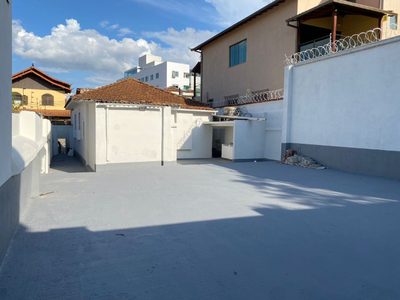 Casa, 3 quartos, 180 m² - Foto 1
