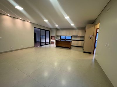 Casa, 3 quartos, 271 m² - Foto 3