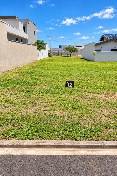 Terreno, 270 m² - Foto 1