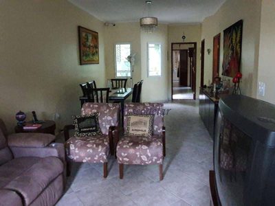 Casa, 3 quartos, 141 m² - Foto 1
