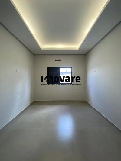 Casa, 3 quartos, 196 m² - Foto 1