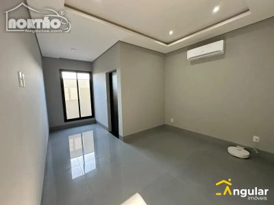 Casa, 1 quarto, 207 m² - Foto 3