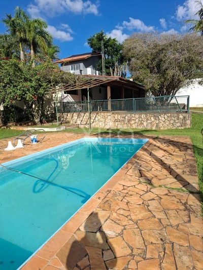 Chácara, 3 quartos, 1550 m² - Foto 2