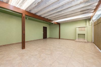 Casa, 3 quartos, 168 m² - Foto 2