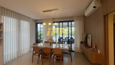 Casa, 3 quartos, 290 m² - Foto 1