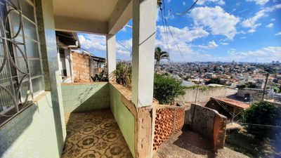 Casa, 4 quartos, 360 m² - Foto 2