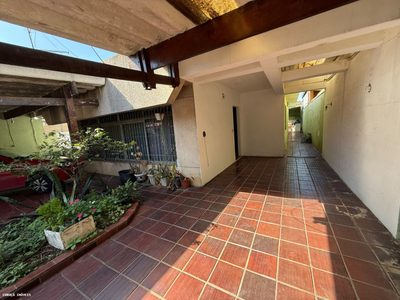 Casa, 3 quartos, 190 m² - Foto 1