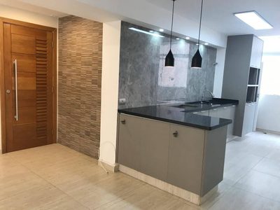 Apartamento, 3 quartos, 140 m² - Foto 1