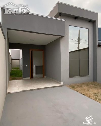 Casa, 3 quartos, 88 m² - Foto 1