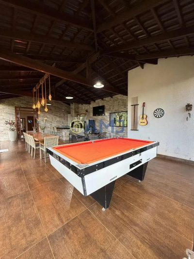 Chácara, 3 quartos, 2240 m² - Foto 2