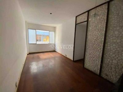 Apartamento, 2 quartos, 67 m² - Foto 2