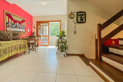 Casa, 3 quartos, 232 m² - Foto 1