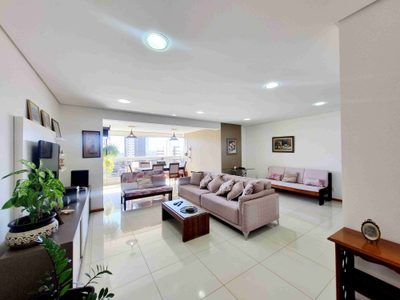 Apartamento, 3 quartos, 132 m² - Foto 1