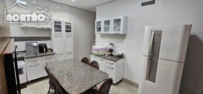 Casa, 4 quartos, 142 m² - Foto 3