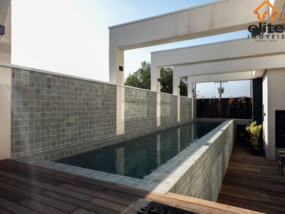 Cobertura, 3 quartos, 203 m² - Foto 1