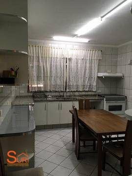 Casa, 3 quartos, 263 m² - Foto 2
