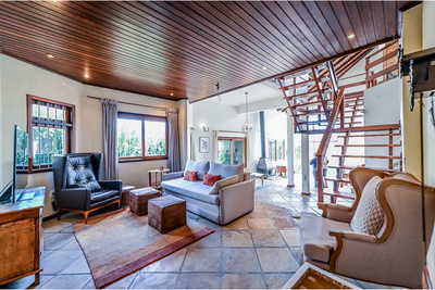 Casa, 4 quartos, 329 m² - Foto 1